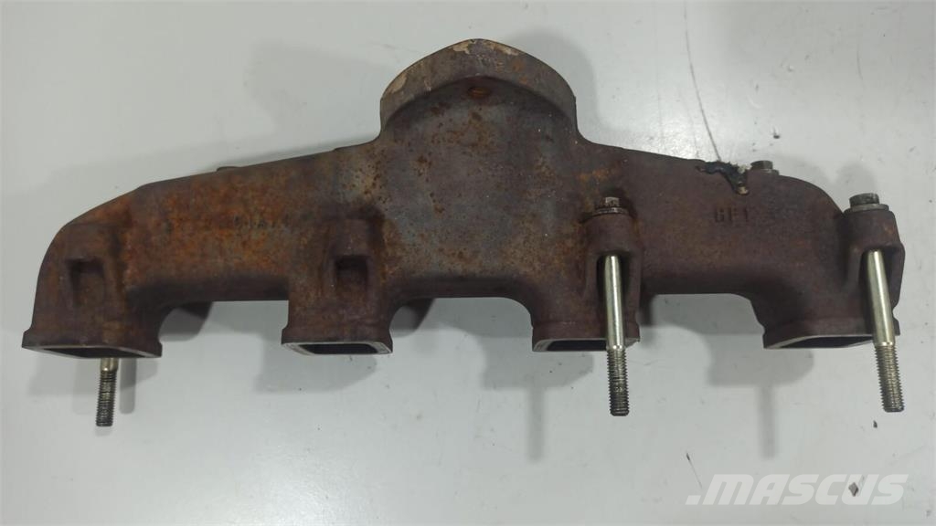 Perkins UB70443 Colector de Admissão U3777R081 Motorji
