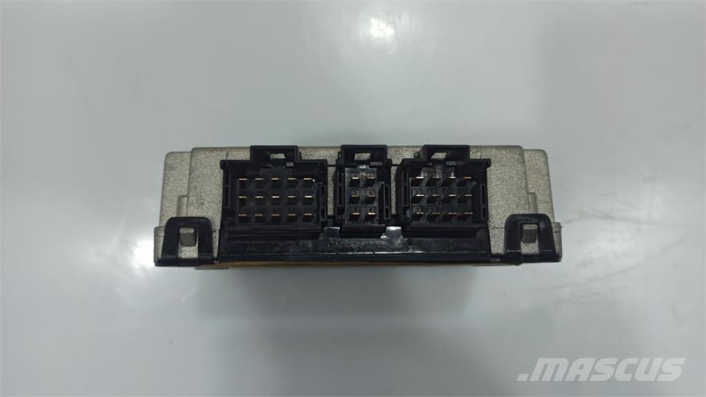 Renault Controlador luzes 일렉트로닉스