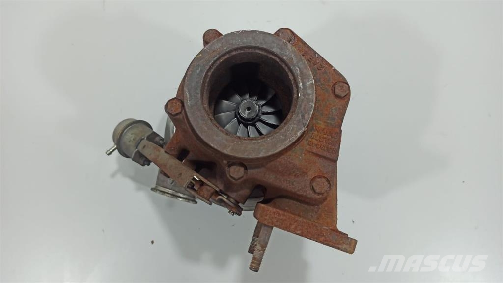 Renault DXI13 Turbocompressor HX55W 发动机