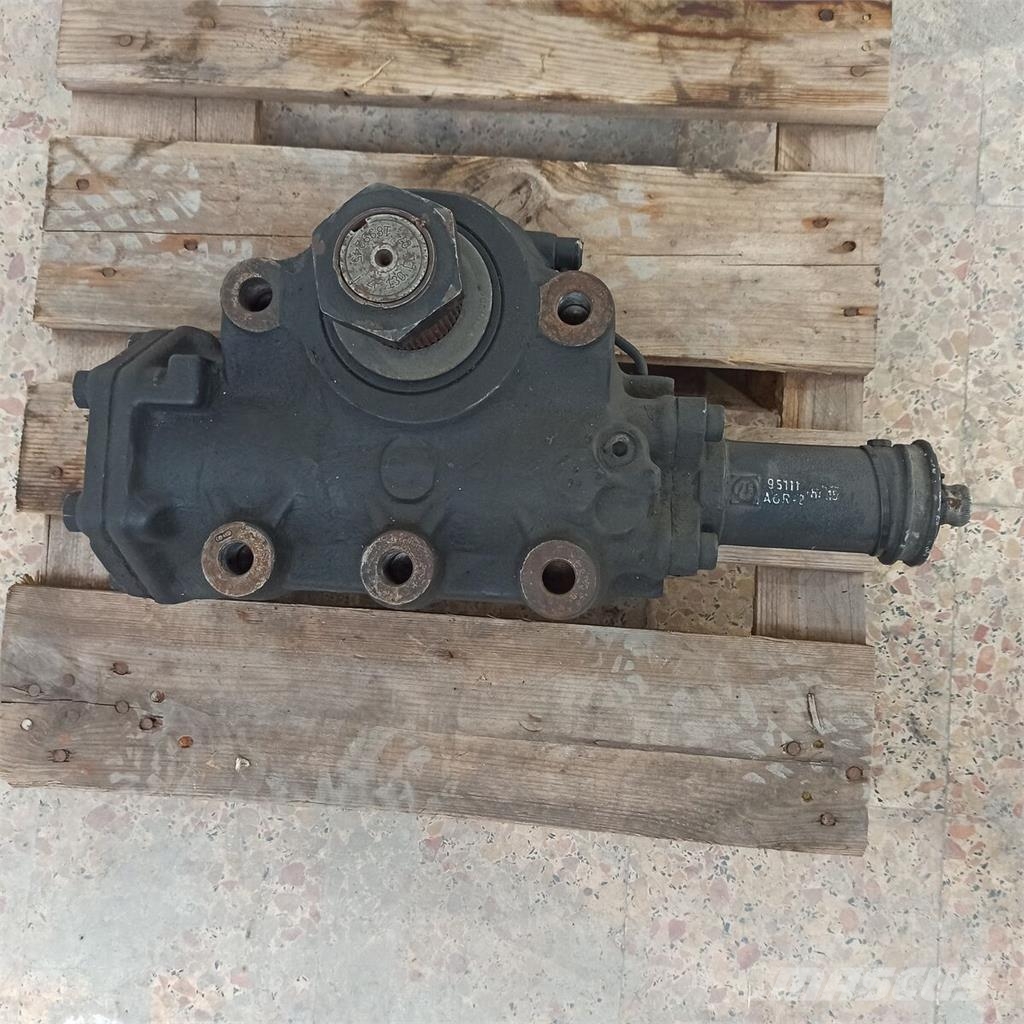 Renault spare part - suspension - steering gear 섀시 및 서스펜션