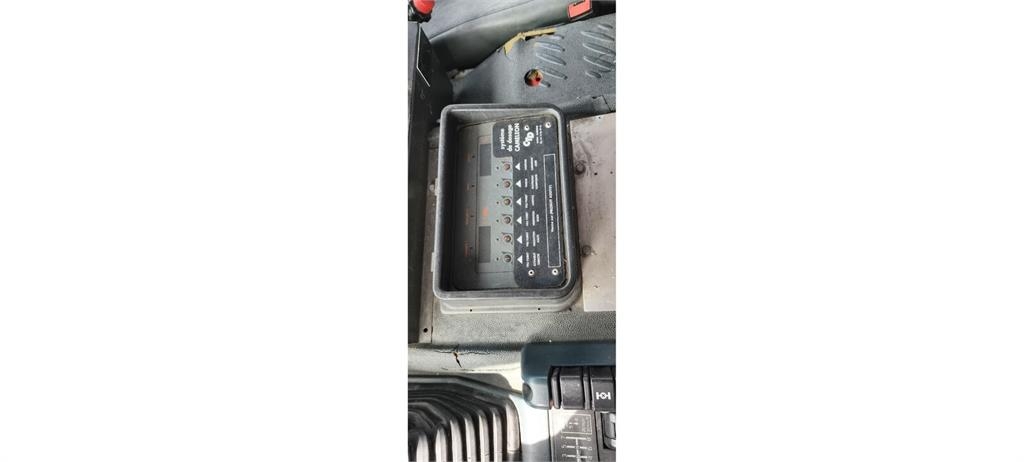 Renault VFCI / Kerax Veiculo Florestal de Combate a Incend 消防車