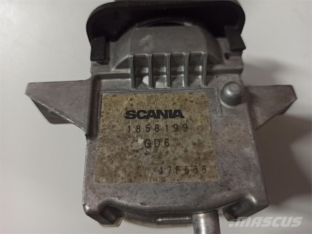 Scania P Ηλεκτρονικά
