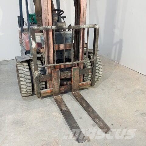Toyota Empilhador 425FG25 Gas LPG forklifts