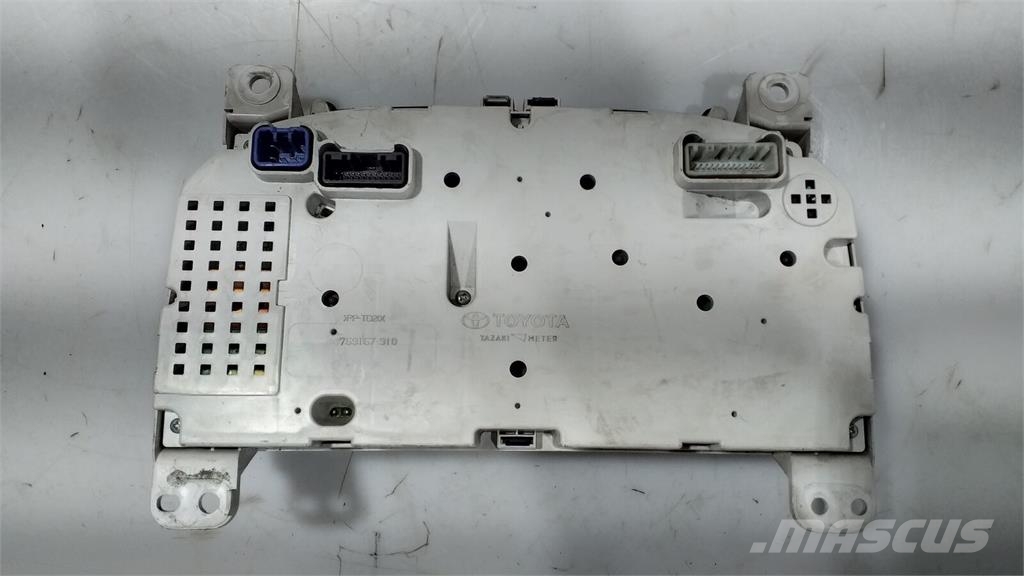 Toyota Land Cruiser / 4 . 2L Painel instrumentos 70 Elektronika