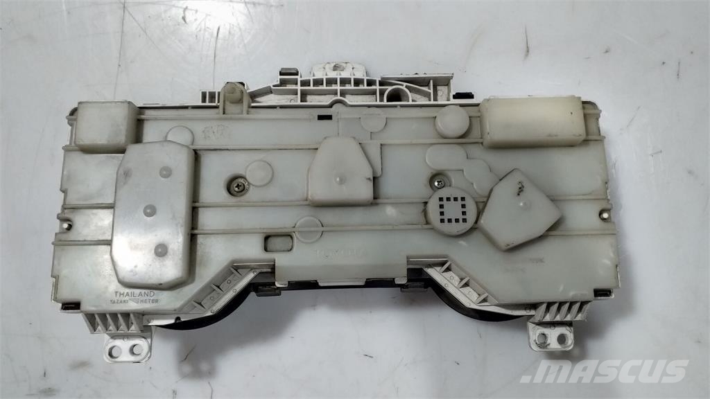 Toyota Land Cruiser / 4 . 2L Painel instrumentos 70 Elektronika