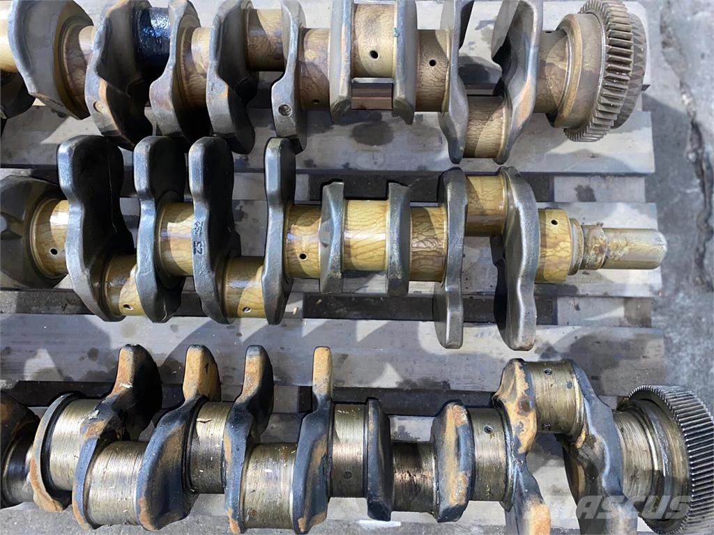 Volvo A25D / D10 Cambota do Motor Mootorid
