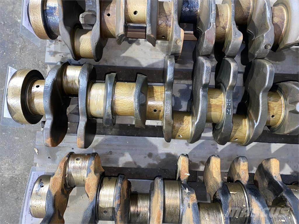 Volvo A25D / D10 Cambota do Motor Mootorid