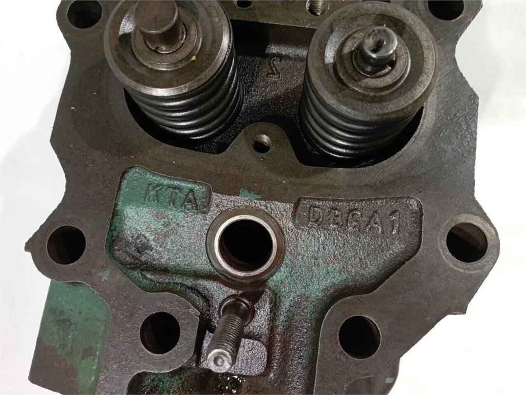 Volvo A35 / TD121 Cabeça do Motor com Válvulas Volvo Motorer