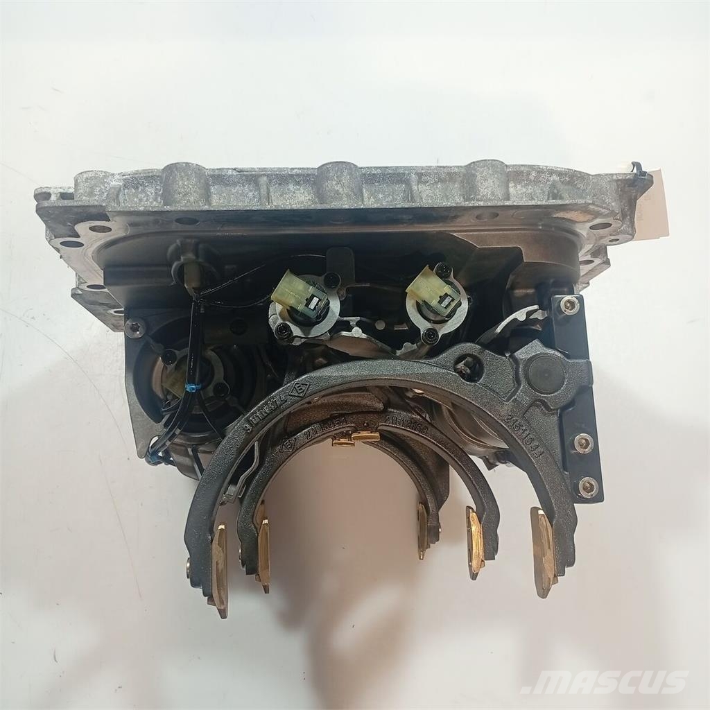 Volvo AT2412F AT/ATO Electrónicos