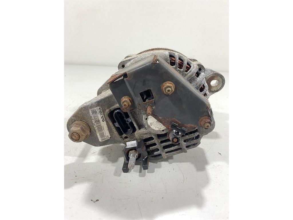 Volvo B8R / D8K Alternador Електроніка