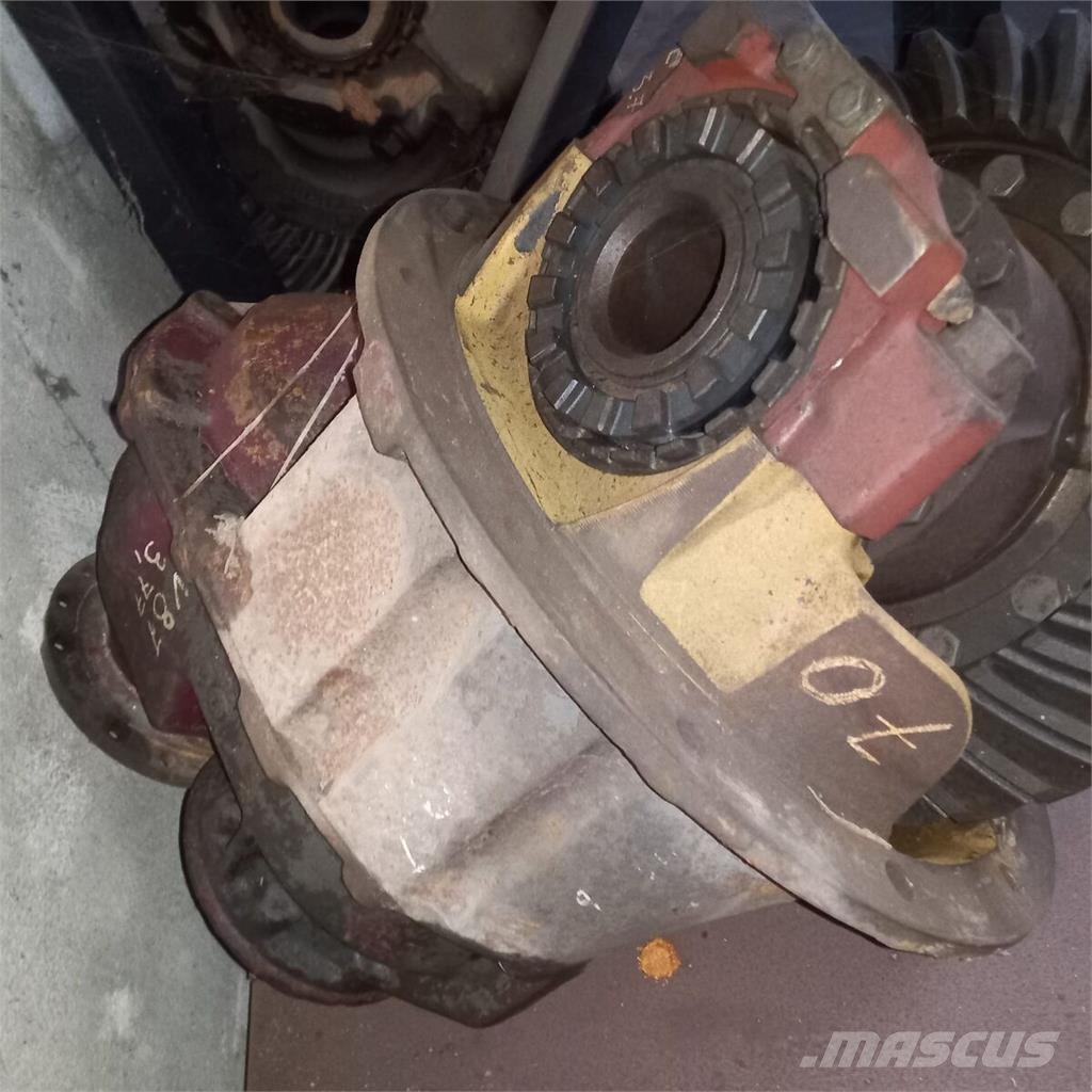 Volvo BM A25 Diferencial R . 3 기어박스