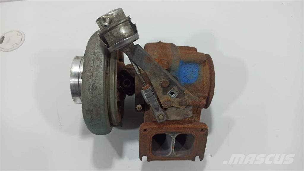Volvo D11 Turbocompressor HE500WG 发动机