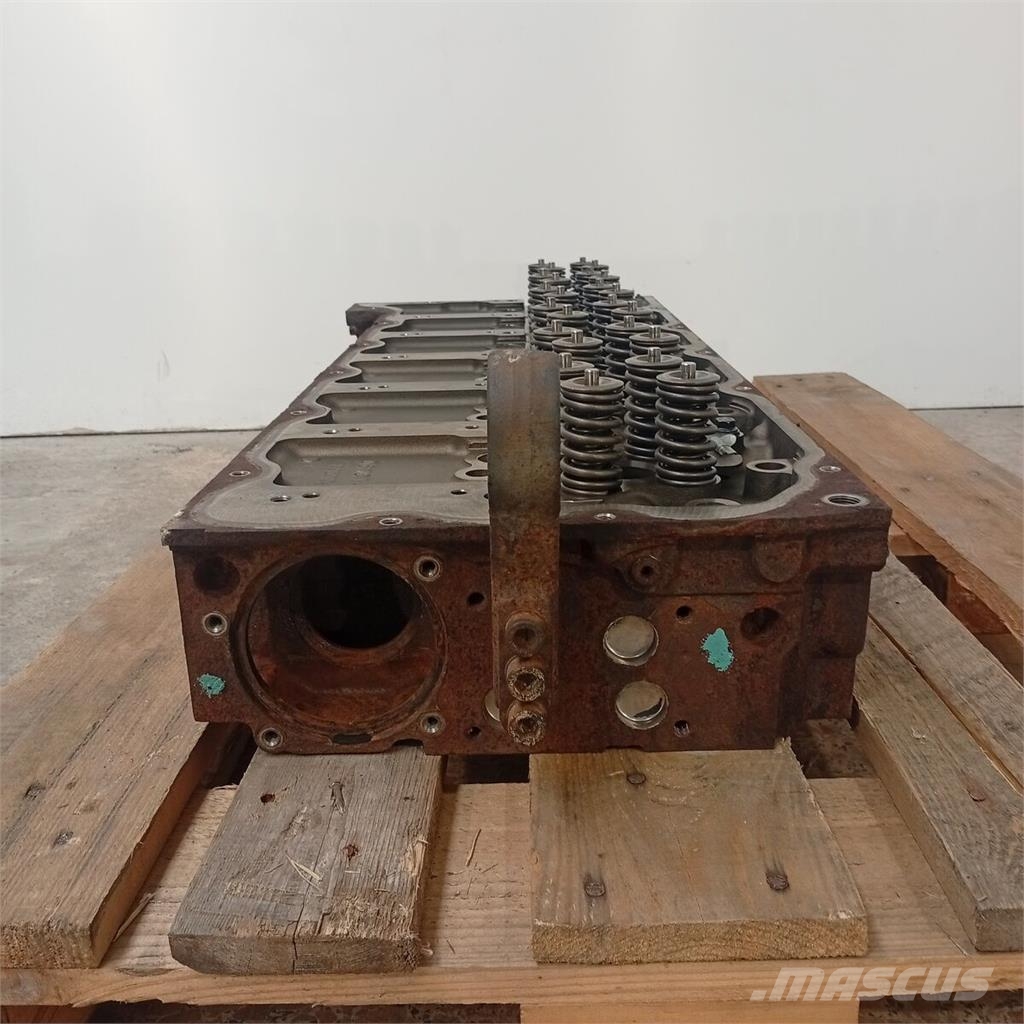 Volvo D11C Cabeça do Motor com Válvulas Motores