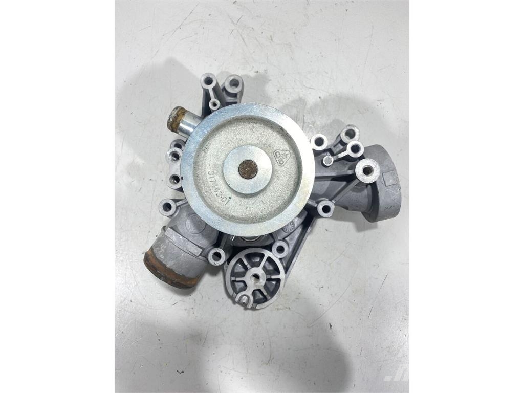 Volvo D5F Bomba de Água Engines
