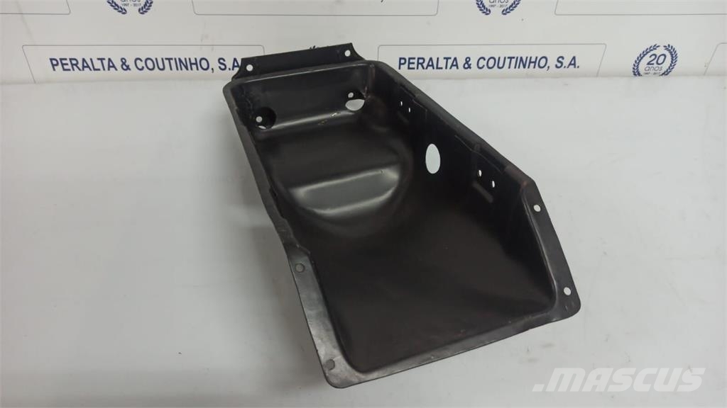 Volvo F10 Cobertura do Farol Cabinas