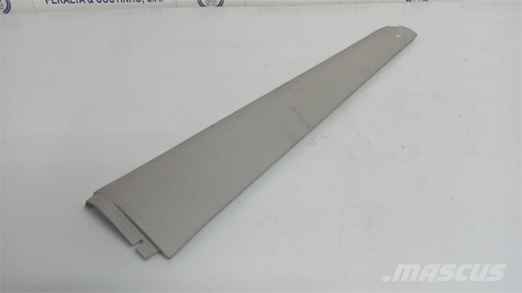 Volvo F10 Painel Defletor da Cabine Cabinas