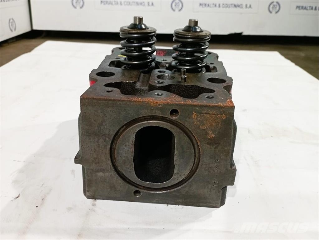 Volvo F10 / TD101,TD102,TD103 Cabeça do Motor com Válvul Motorer