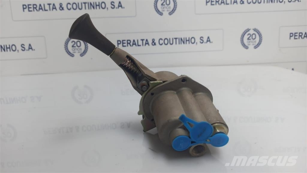 Volvo F10 Válvula do Travão de Mão Volvo Гальма