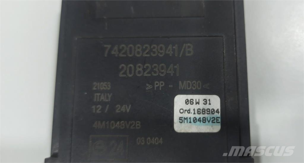 Volvo FE Unidade de Controlo Computador Central Elektroonikaseadmed