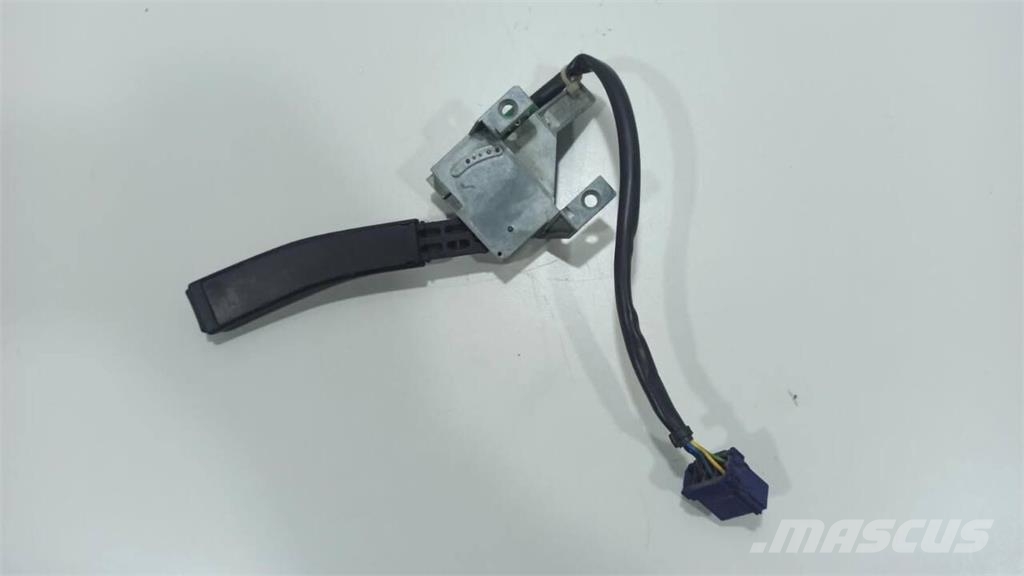 Volvo FH Interruptor do Comando Travão VEB Volvo Elektroonikaseadmed