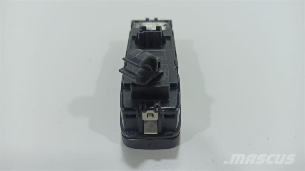 Volvo FH Módulo Comando de Porta Esq . FH Elektroonikaseadmed