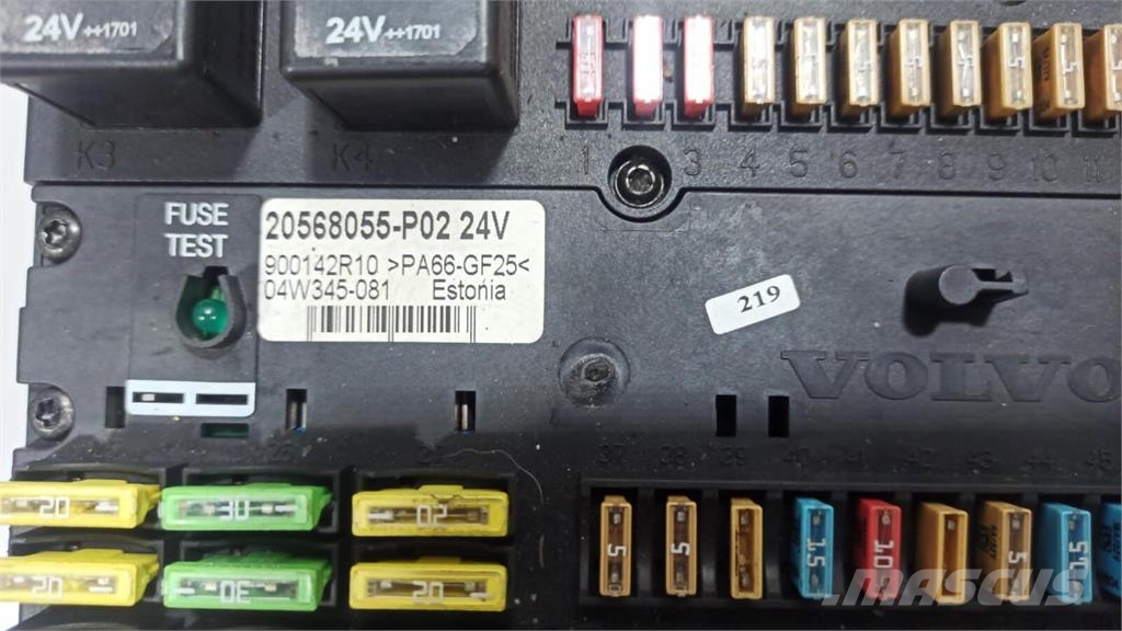 Volvo FH Placa de Circuitos Fusíveis FH Електроники