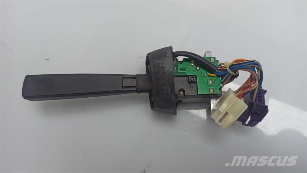 Volvo FH12 Interruptor Indicador de Direção Elektroonikaseadmed