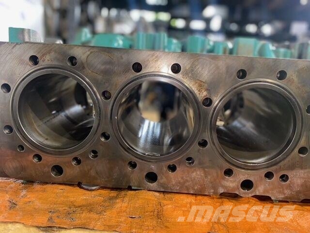 Volvo FH4 / D13 K4 Bloco do Motor Volvo D13K Engines
