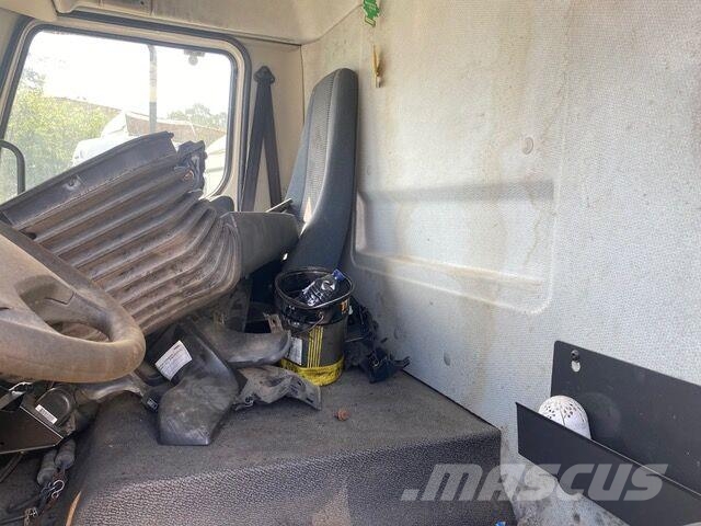 Volvo FL7 Cabine Completa Volvo Cabinas