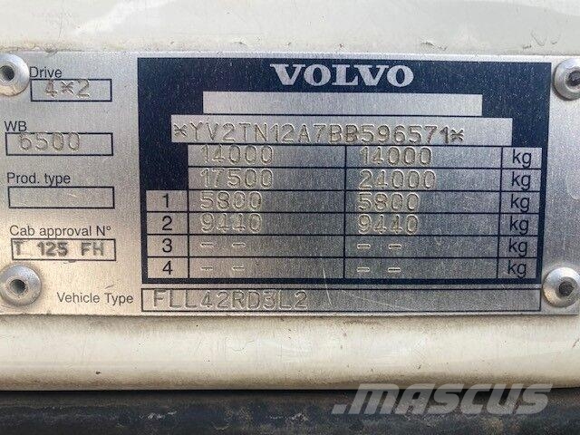 Volvo FLL FL7 II / FE7 4X2 Caixa Aberta com Grua e Coman Вантажівки-платформи/бокове розвантаження