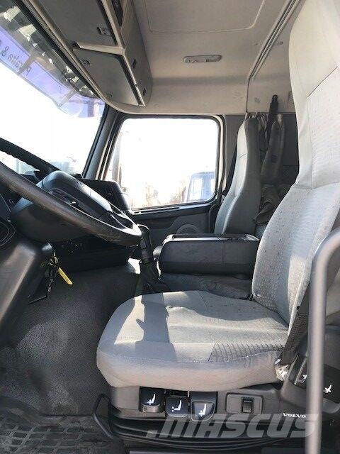 Volvo FM9 300 Caixa Aberta Camiones de cama baja