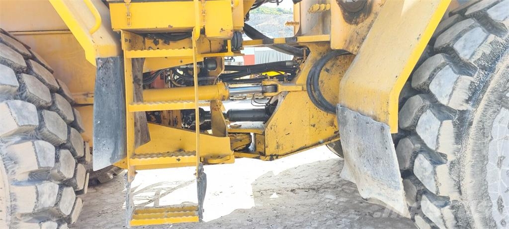 Volvo L220 Pás carregadoras de rodas