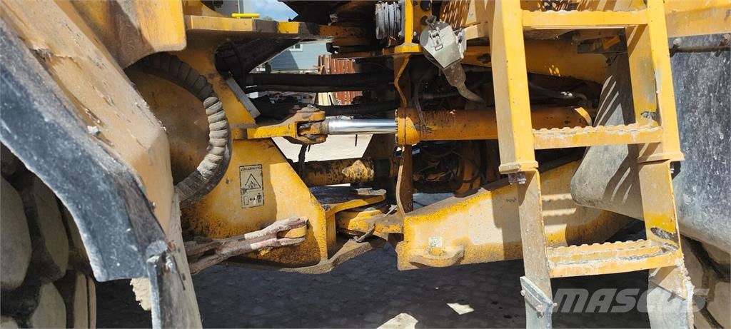 Volvo L220 Pás carregadoras de rodas