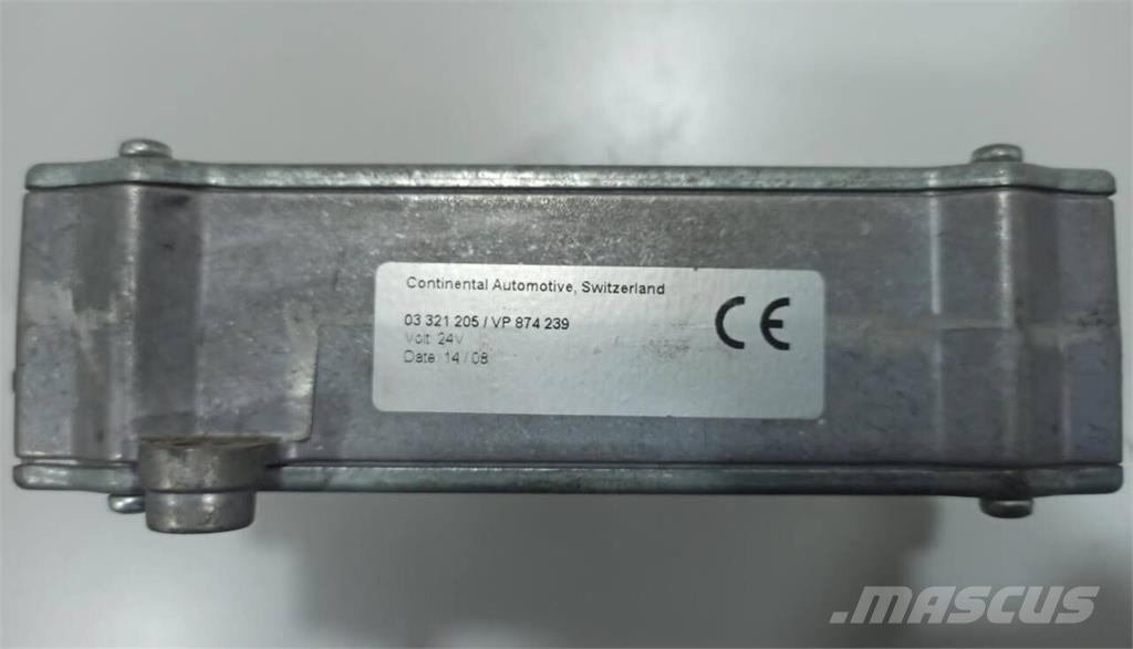 Volvo PENTA / TAD1241GE Unidade de Controlo de Interface 電子設備