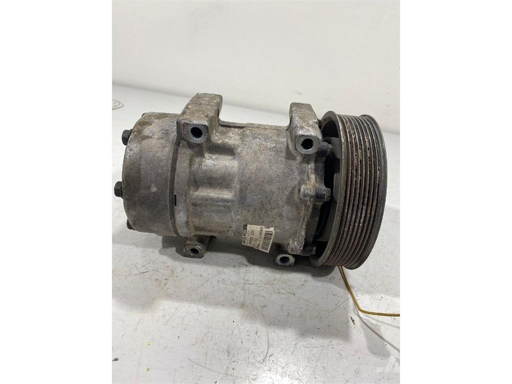 Volvo Premium / DXI11 Compressor de Ar Condicionado SD7H Cabinas