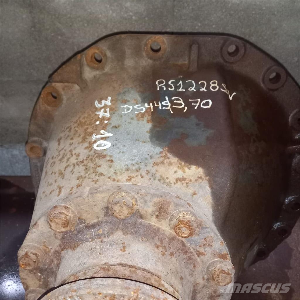 Volvo RS1228SV Diferencial R . 3 Käigukastid