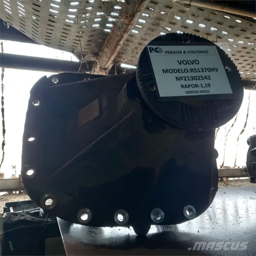 Volvo RS1370HV Diferencial R . 1 Käigukastid