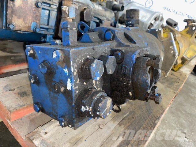 Zavody / MK052V / 20CBN 11353530 Referencias Compa Hydraulika