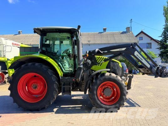 CLAAS ARION 520 Tractoren
