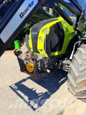 CLAAS ARION 520 Tractoren