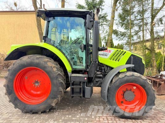 CLAAS ARION 530 Tractoren