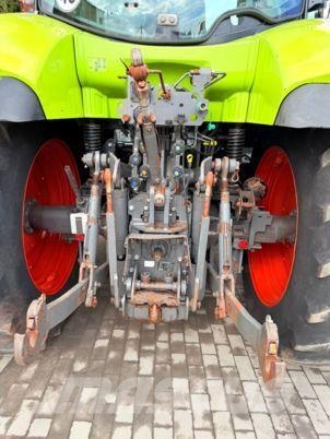 CLAAS ARION 530 Tractoren