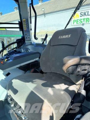 CLAAS ARION 530 Tractoren
