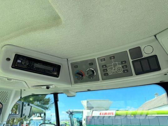 CLAAS ARION 530 Tractoren