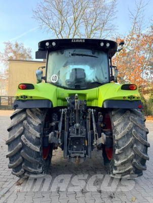 CLAAS ARION 610 CIS Traktorer
