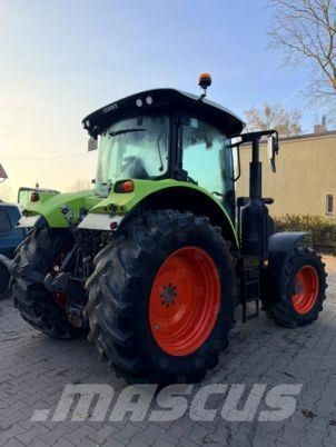 CLAAS ARION 610 CIS Traktorer