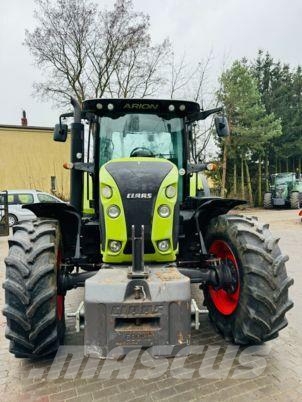 CLAAS ARION 620 Tractoren