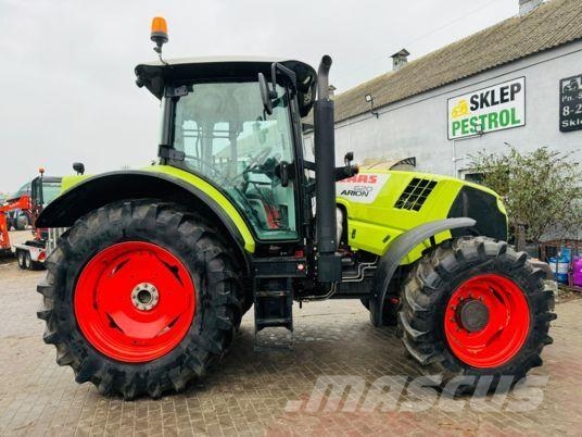 CLAAS ARION 620 Tractoren