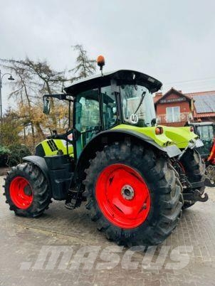 CLAAS ARION 620 Tractoren