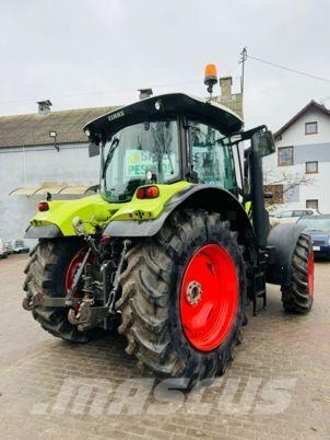 CLAAS ARION 620 Tractoren